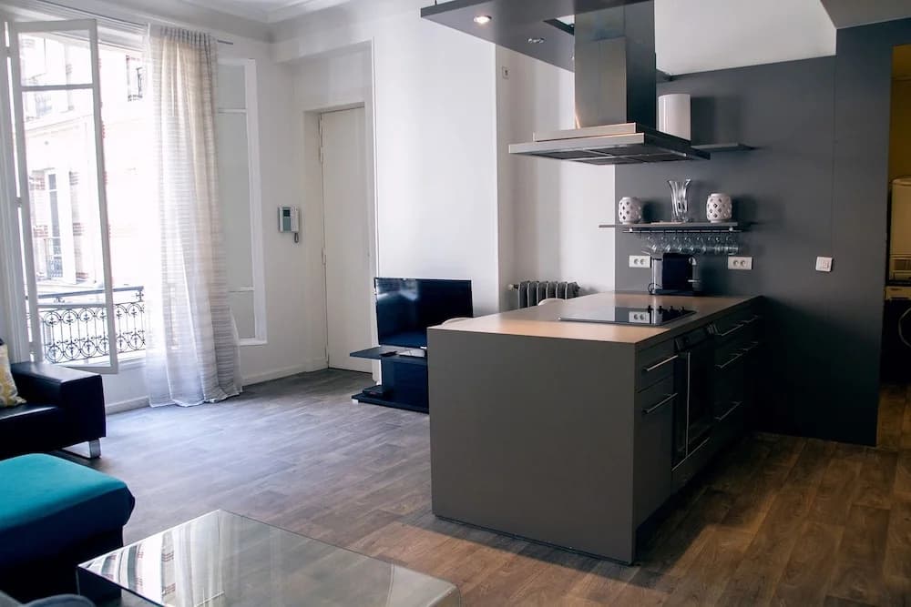 Pelican Stay - Apt near Champs Elysees - photo 13