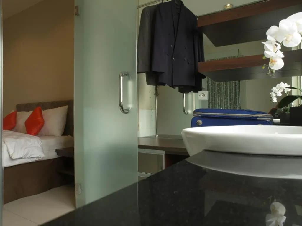 The Gloria Suites Jakarta - photo 9