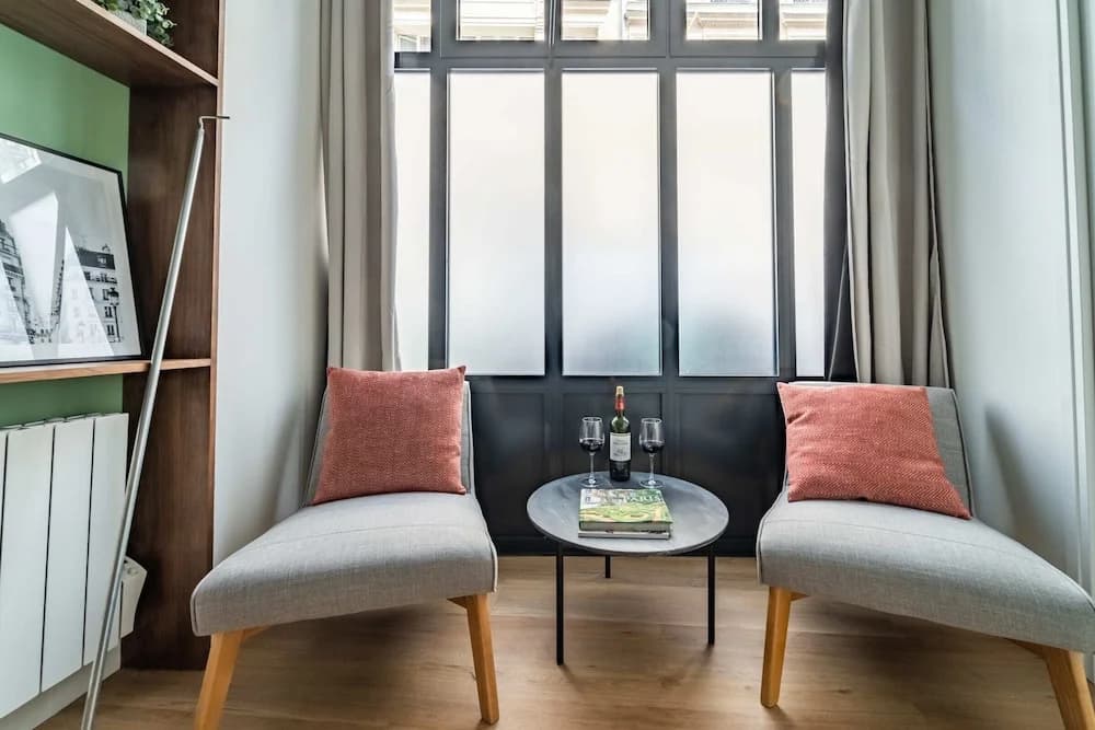 Beautiful 2-bedroom Apartment in South Pigalle - photo 9