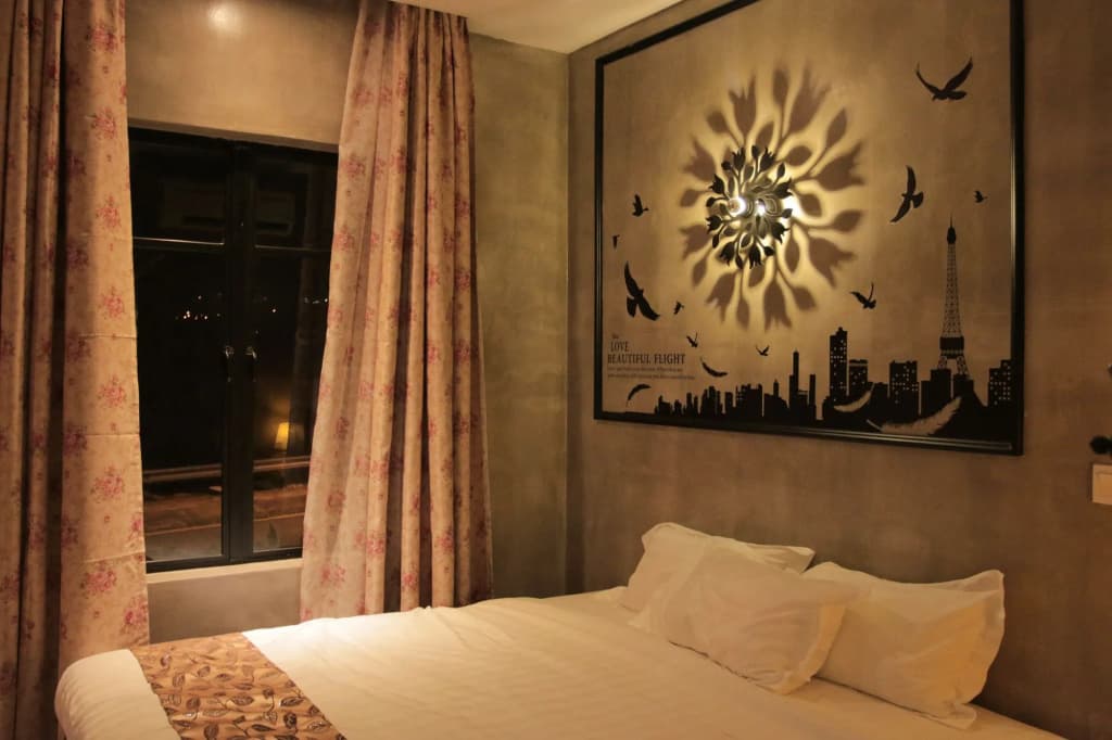 Just In Hotel - photo 3