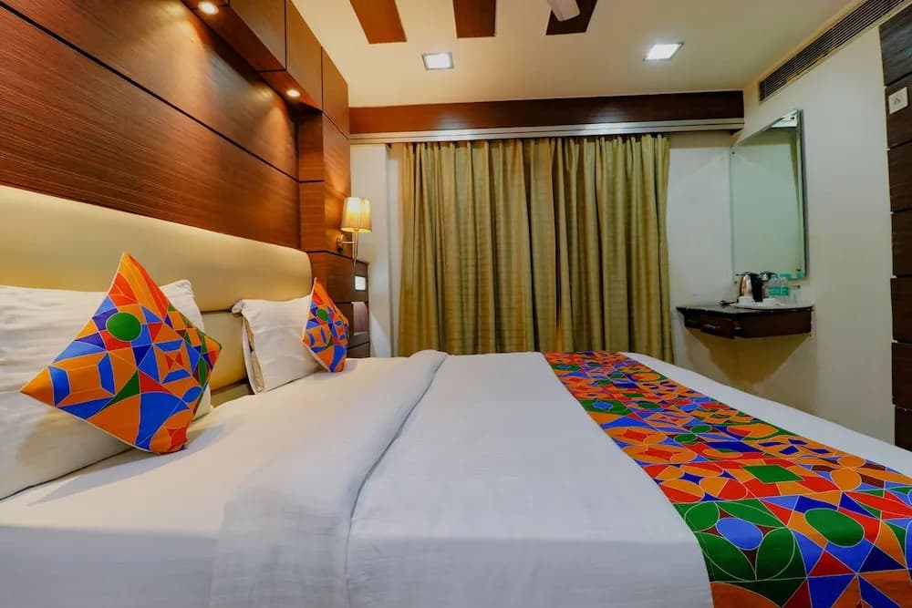 Fabhotel Admire Suites - photo 6