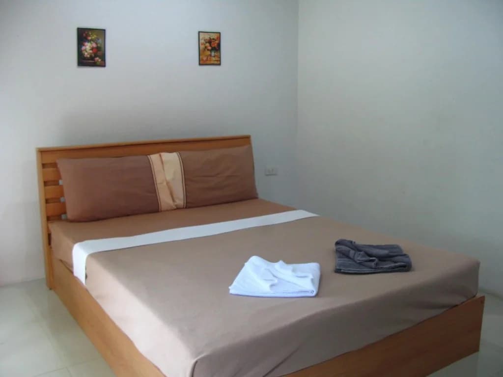 Orange House - photo 3