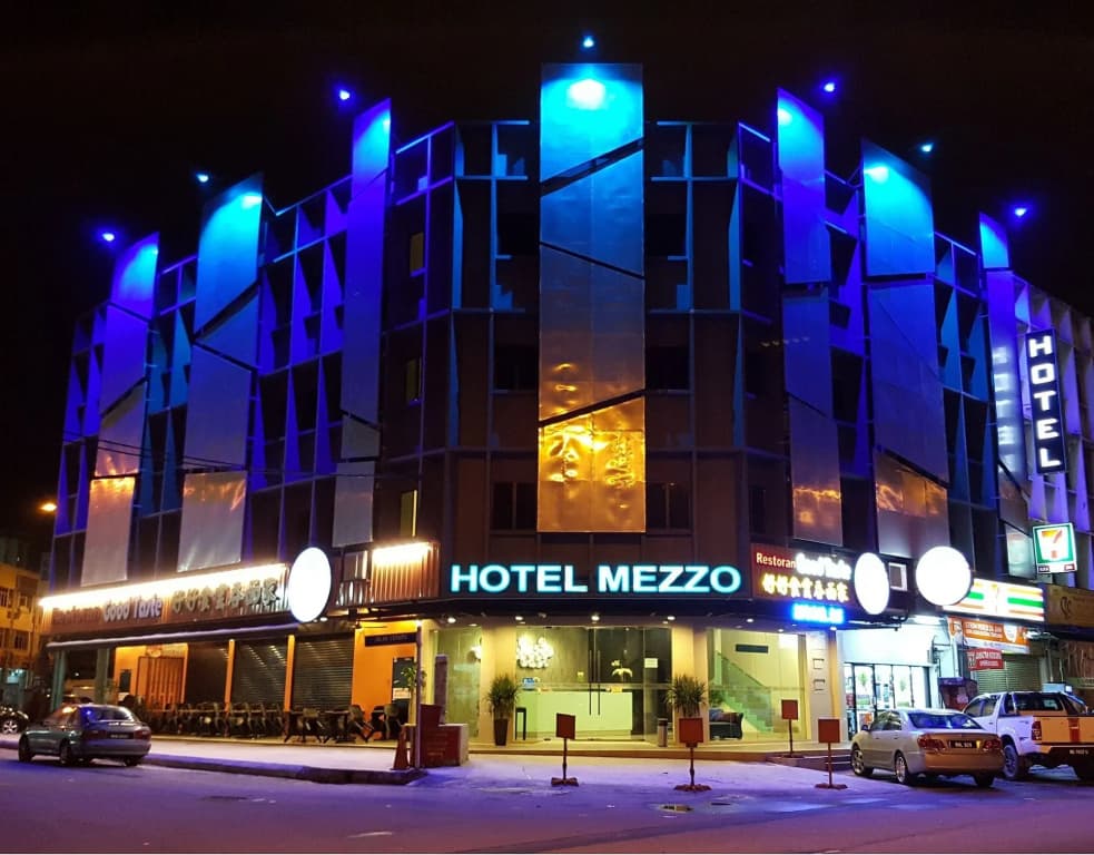 Hotel Mezzo - main photo