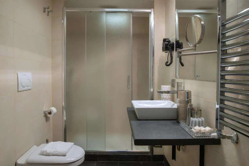 Black and White Suite - photo 9
