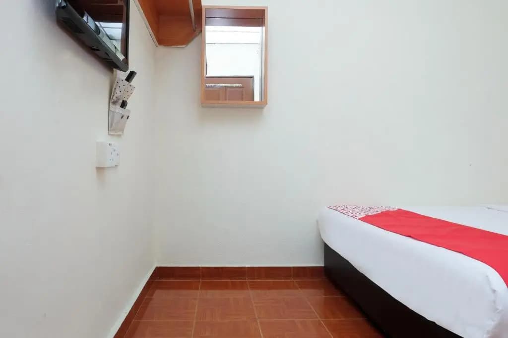 Oyo 89928 Acf Guest House - photo 4
