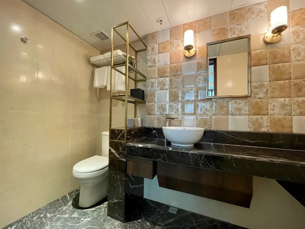 Lander Grand Hotel - photo 8