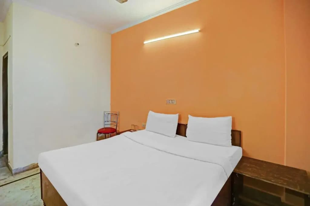 OYO Flagship 80533 Green Homes - photo 3