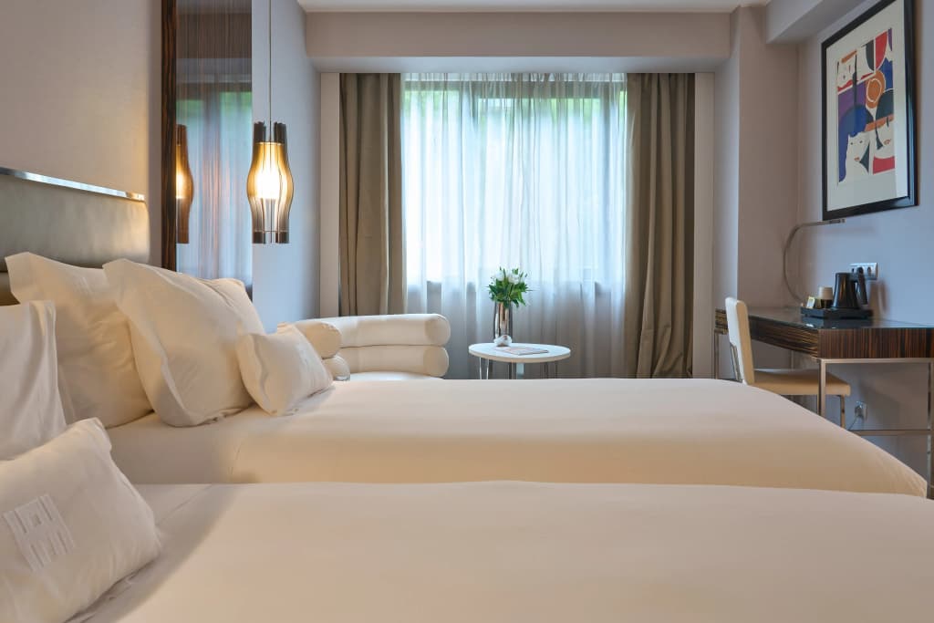 Altis Grand Hotel - photo 4