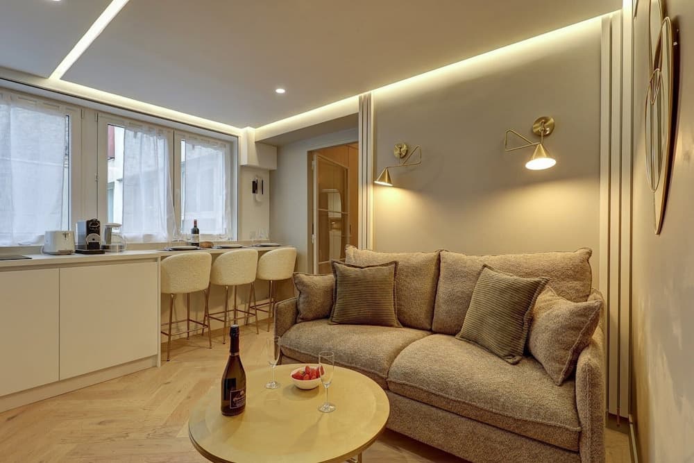 Superb AC Apartment Champs de Mars Eiffel Tower - photo 10