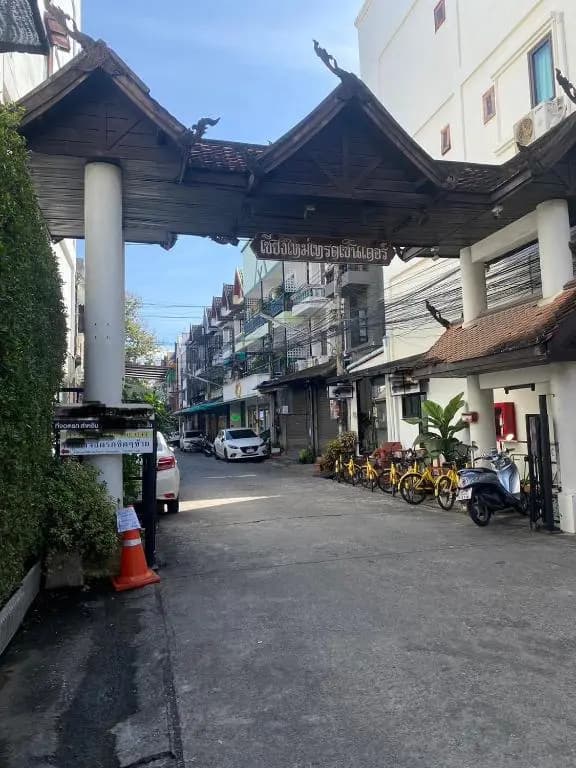 Lemon Guesthouse - photo 15