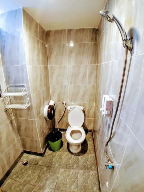 Zuzu Hostel - photo 9