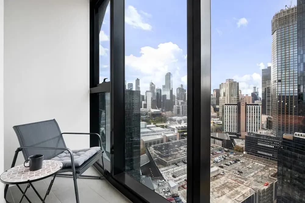 Stylish Southbank 1-bed Flat With Luxury Amenities - photo 15