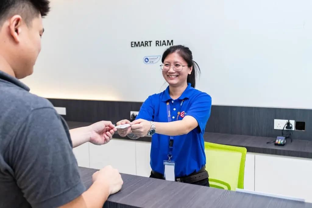 Emart Hotel (Riam) - photo 10