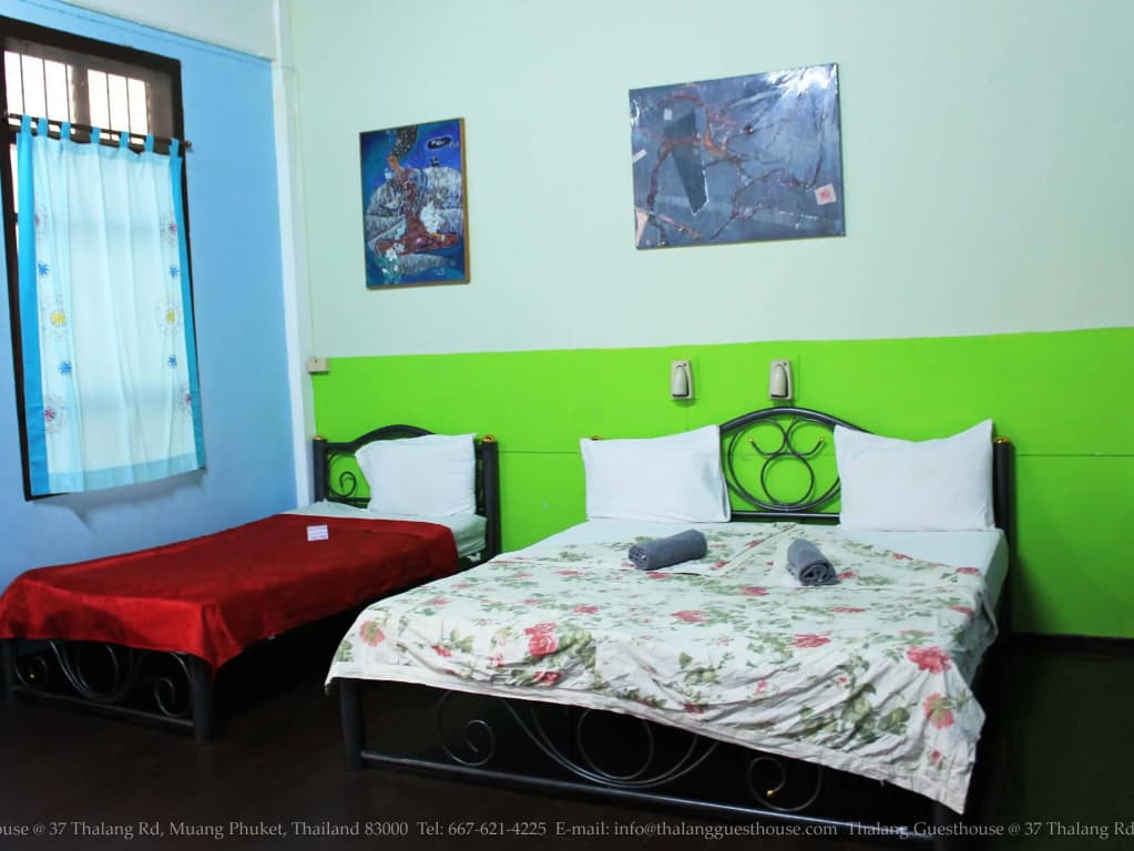 Thalang Guesthouse - photo 2