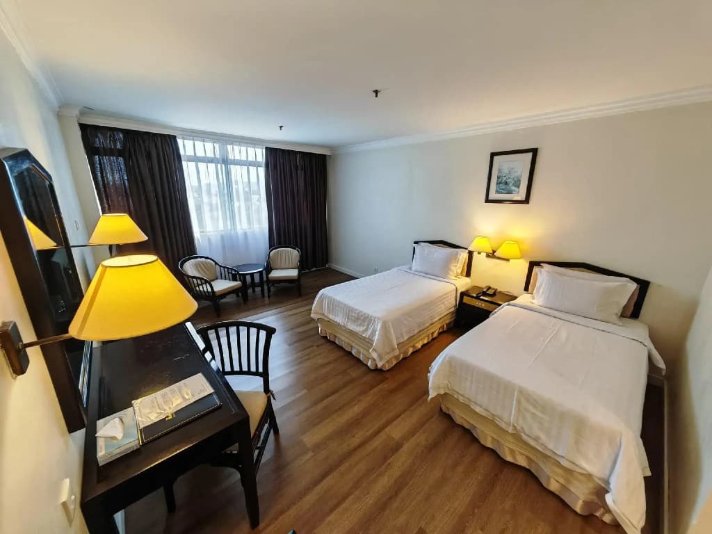 The Putra Regency Hotel - photo 4