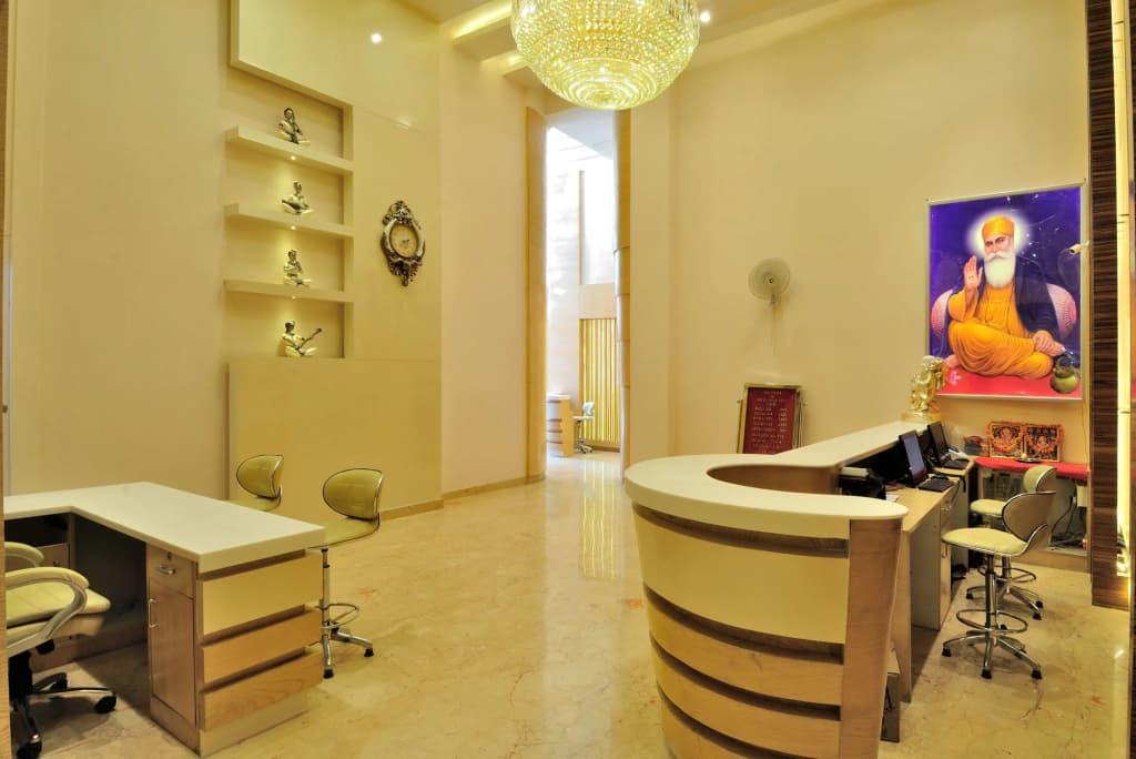 Hotel Aman Continental - photo 16