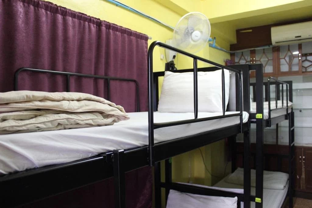 Home Hug Hostel - Adults - photo 4