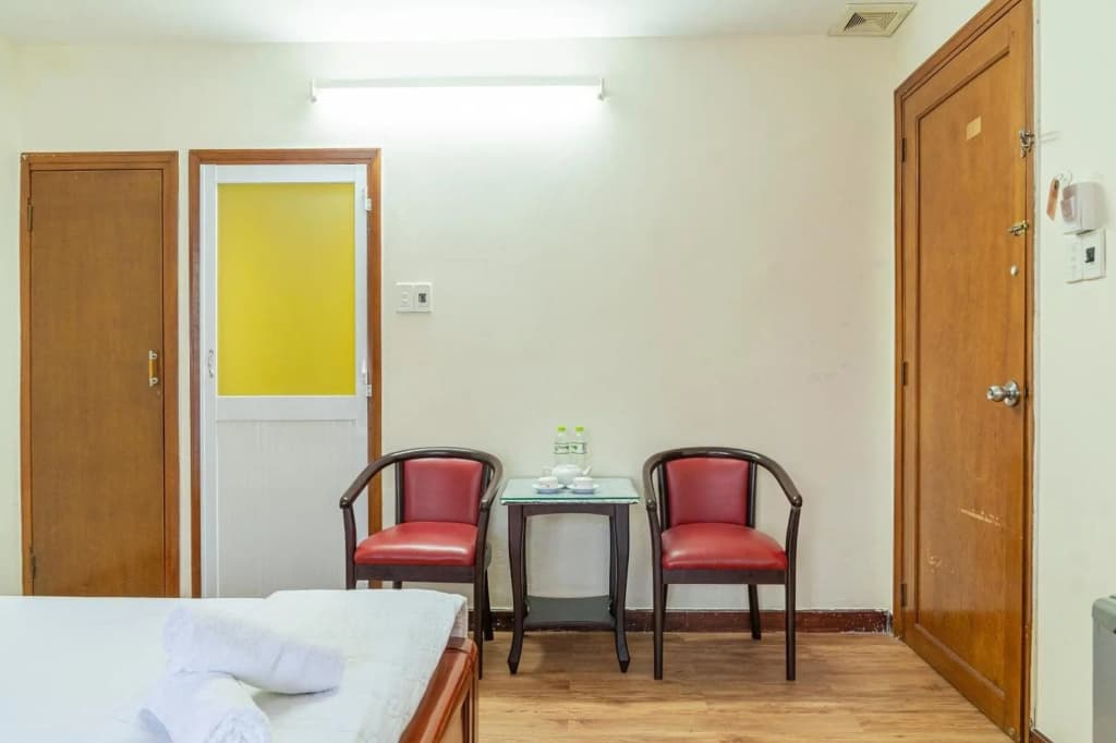 Long Son Hotel - photo 14