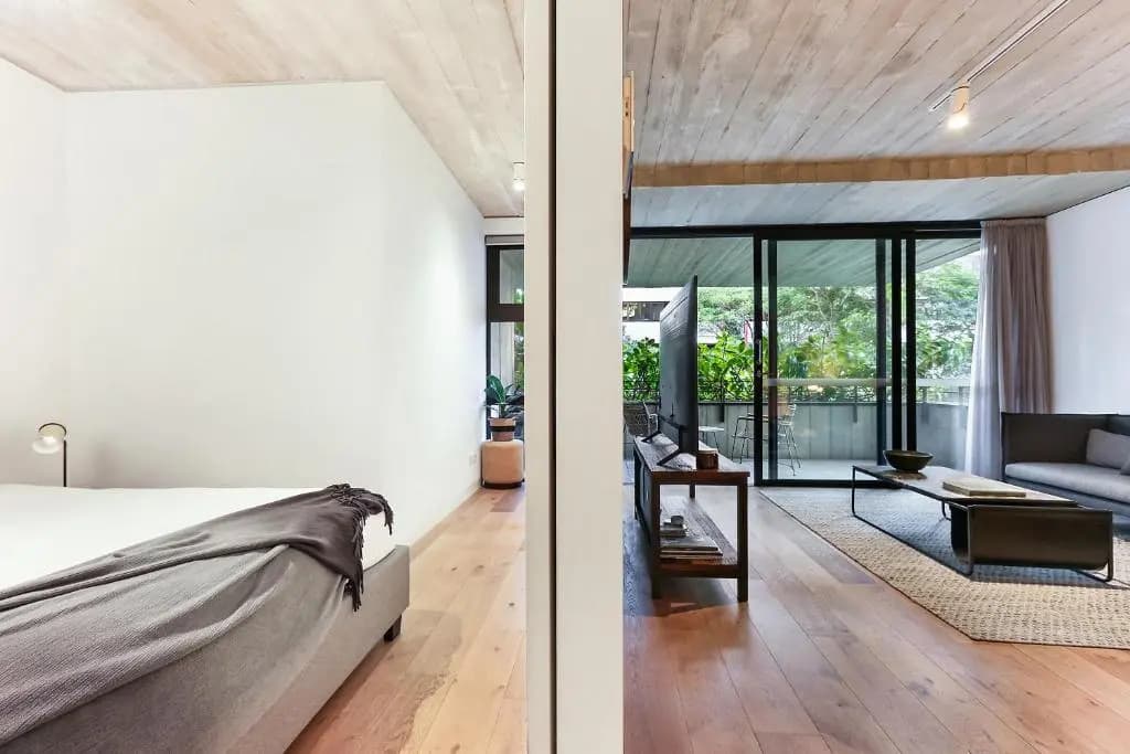 Stylish 1 bedroom retreat in trendy Surry Hills - 6 BRK - photo 4