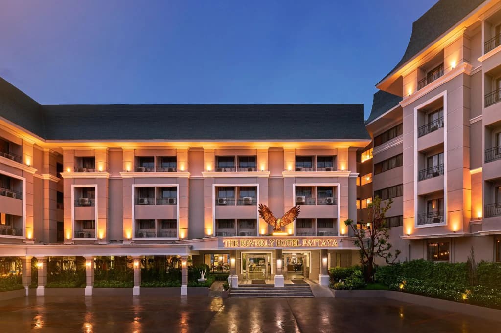 The Beverly Hotel Pattaya - main photo