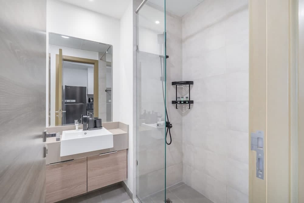 An Exceptional Studio in JVC That Sleeps 2 - photo 8