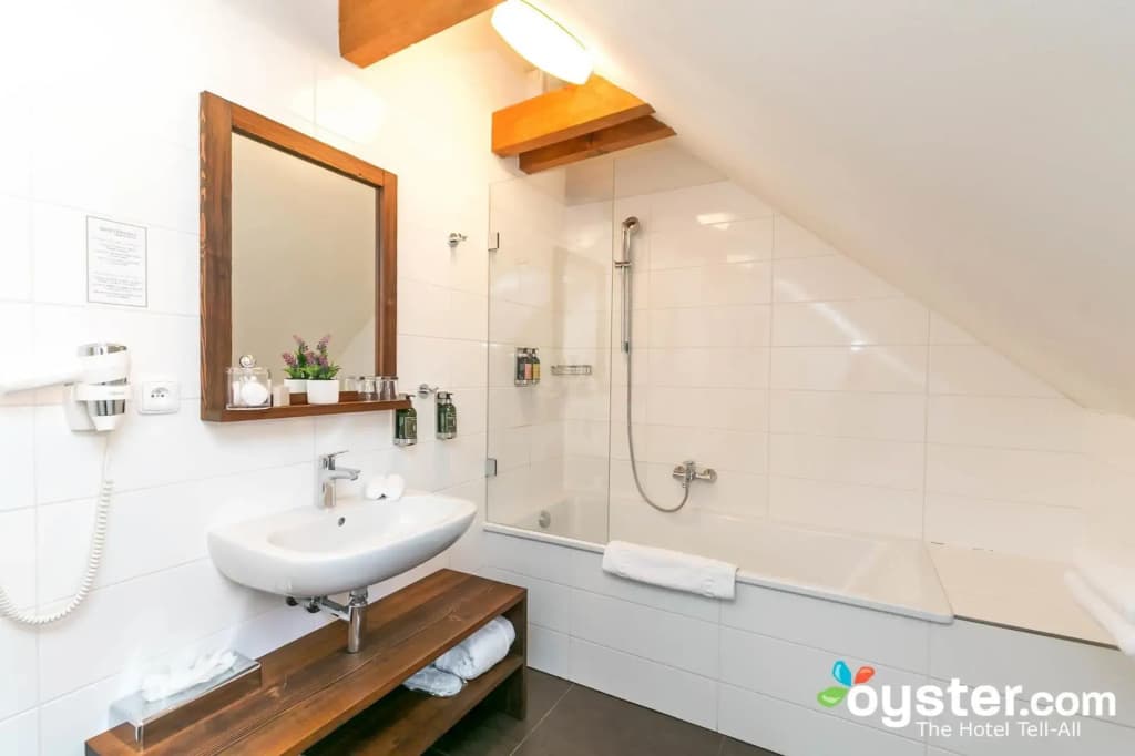 Hotel Golden Key Prague - photo 9