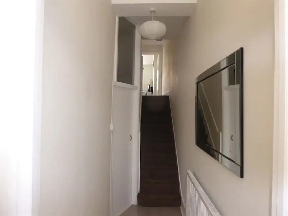 Turnpike House - photo 9