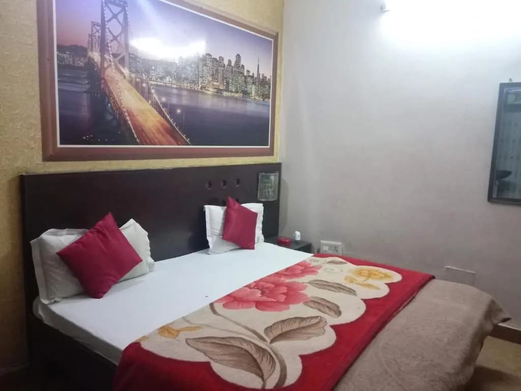 Yash Guest House - photo 10