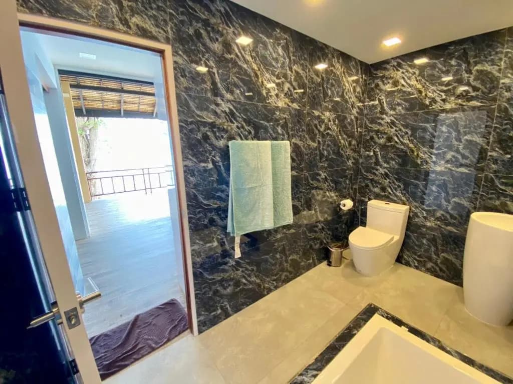Absolute Beachfront Resort - photo 8