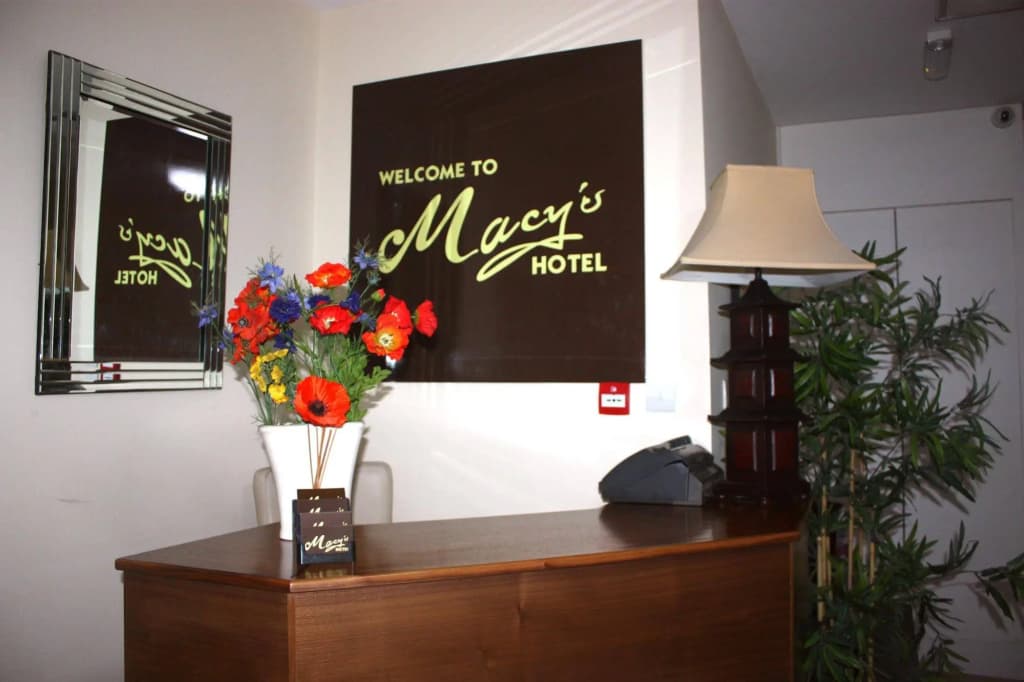 Macys Hotel - photo 15