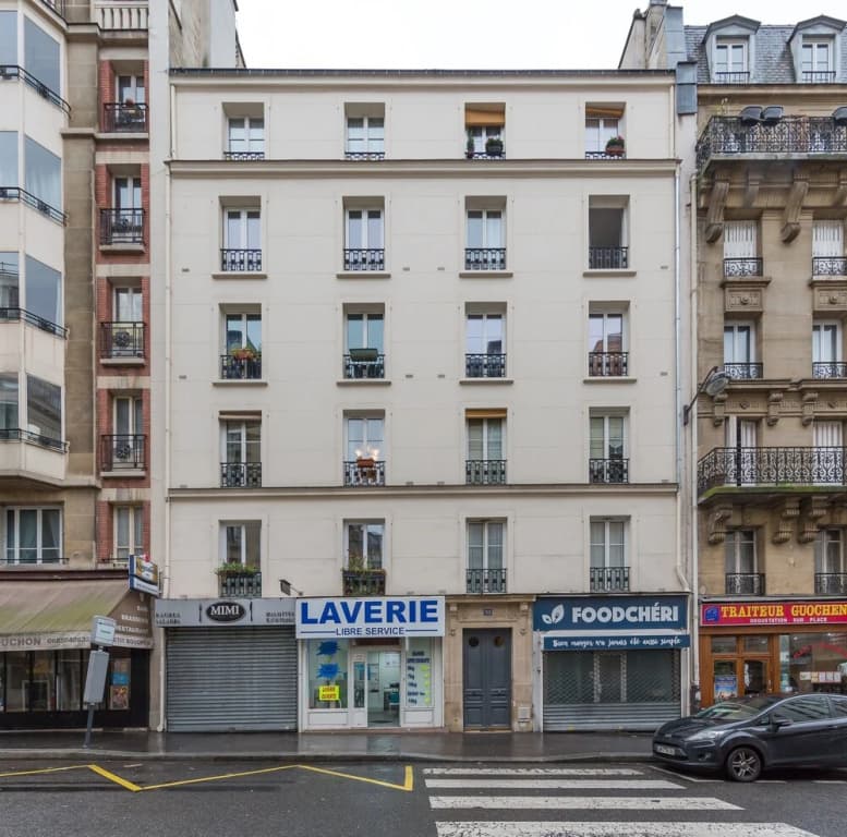 Chic & Spacious Flat at Tocqueville - main photo