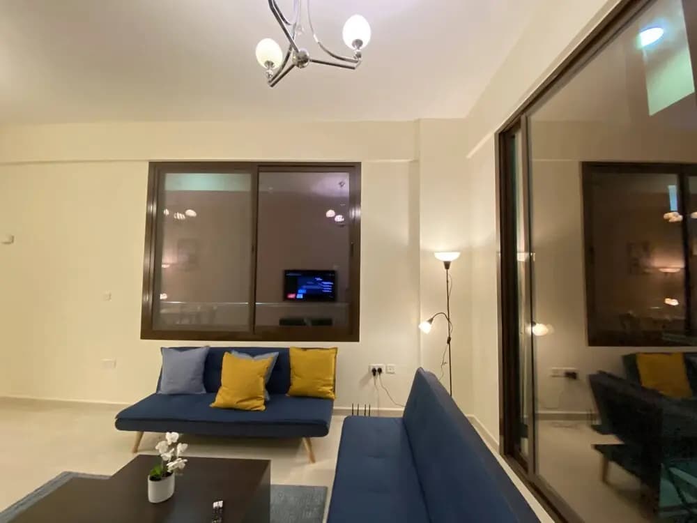 Lux BnB 1BD JVC - photo 4