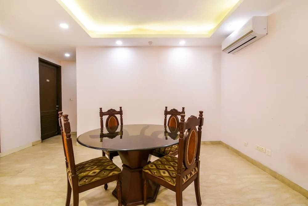 Hotel Kings Plaza - photo 23