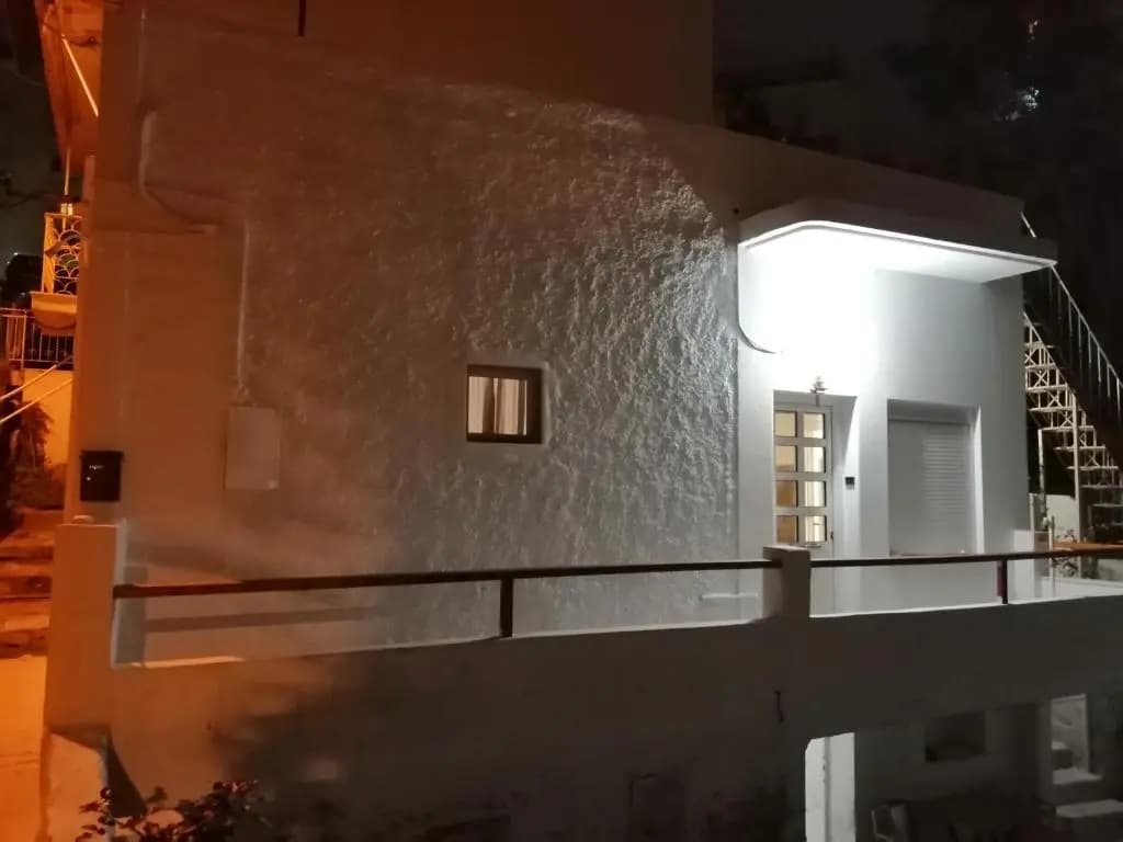 Antonia family house near center - main photo