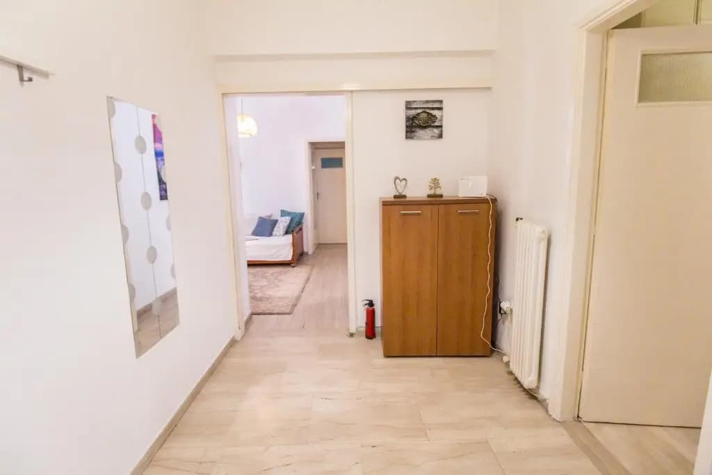 Stylish apt in Athens center - photo 7