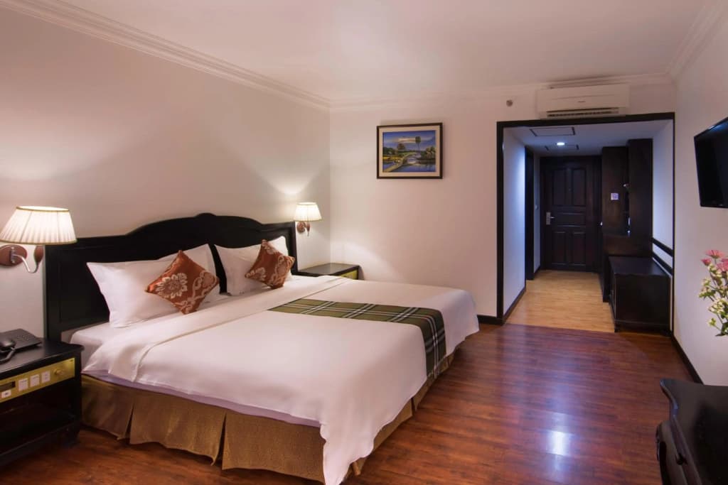 Smiling Hotel - photo 4