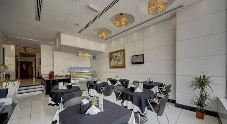Rayan Hotel Corniche - photo 15