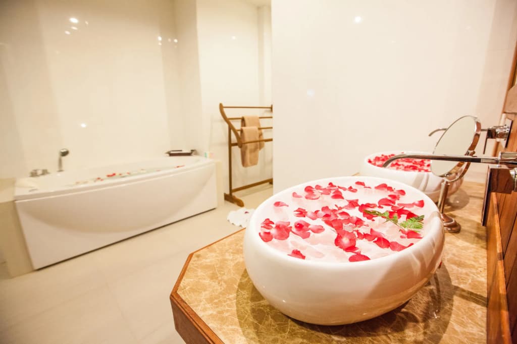 Howard Johnson by Wyndham Phuket Naiyang - photo 8