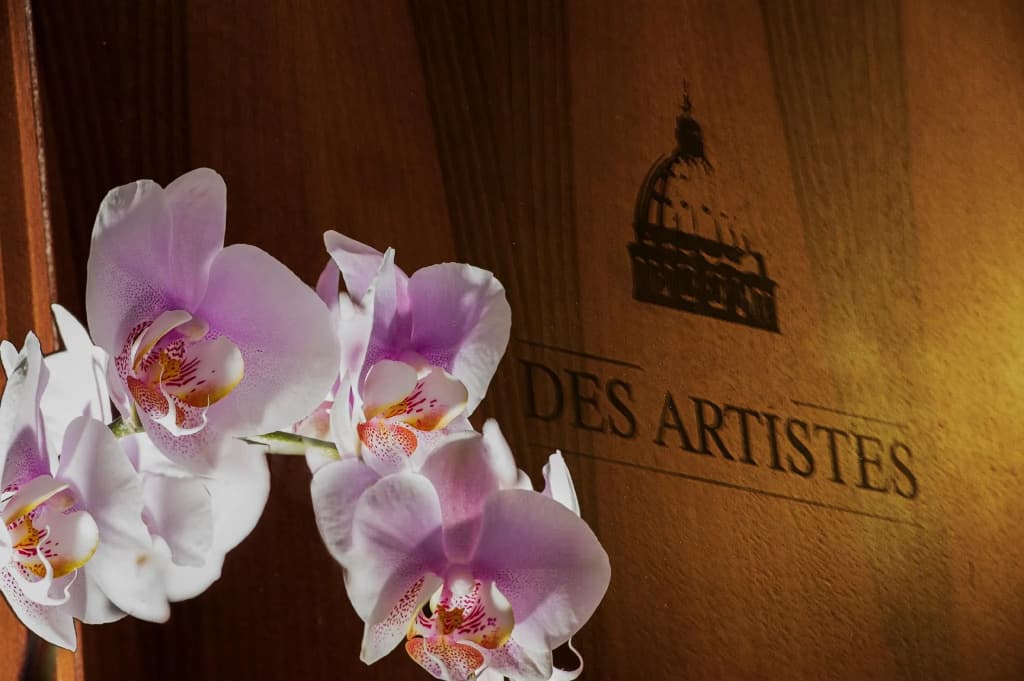 Des Artistes Budget Rooms - photo 3