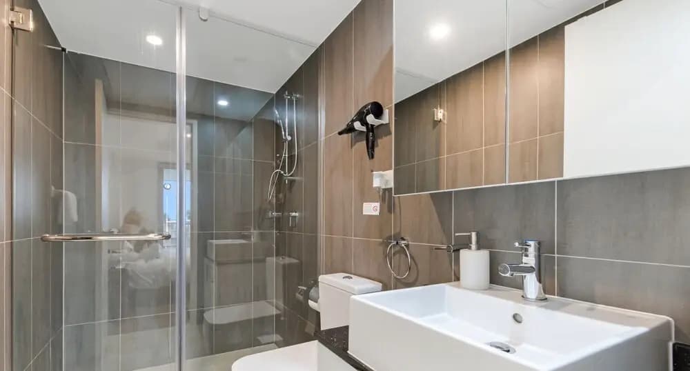 Kozyguru | Blacktown | 3 Bedroom Apt - photo 7