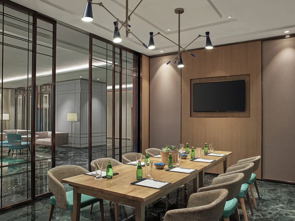 Two MacDonnell Road - photo 21