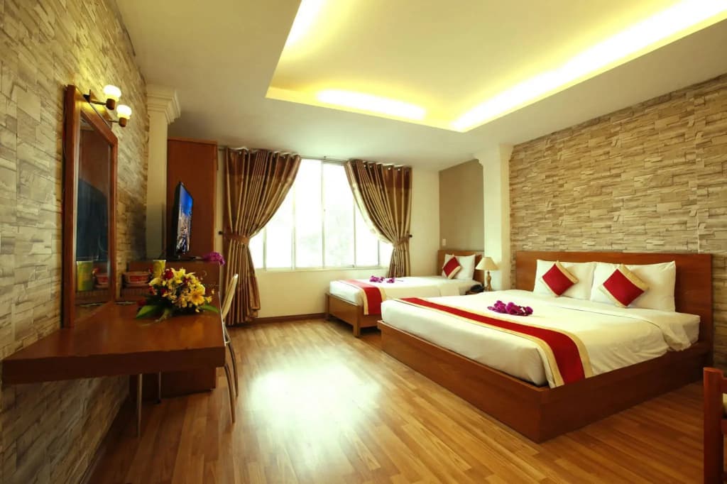Lucky Star Saigon Hotel - photo 5