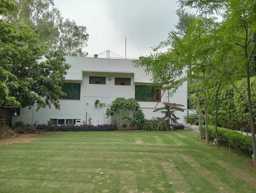 Purple Tree Villa Delhi - photo 16