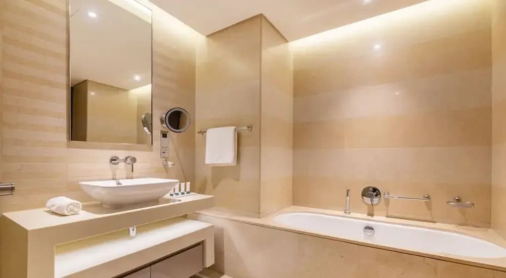 Elegant 1BR Near Wafi Mall Central Dubai Stay - photo 8