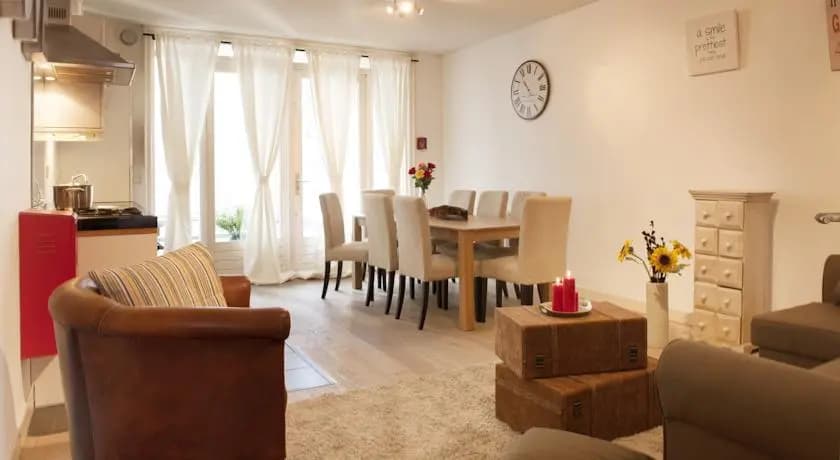 Central Residence - main photo