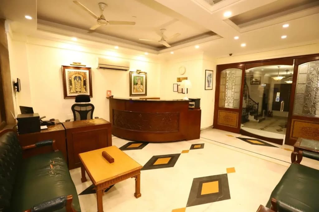 Hotel Ambica Palace - photo 19