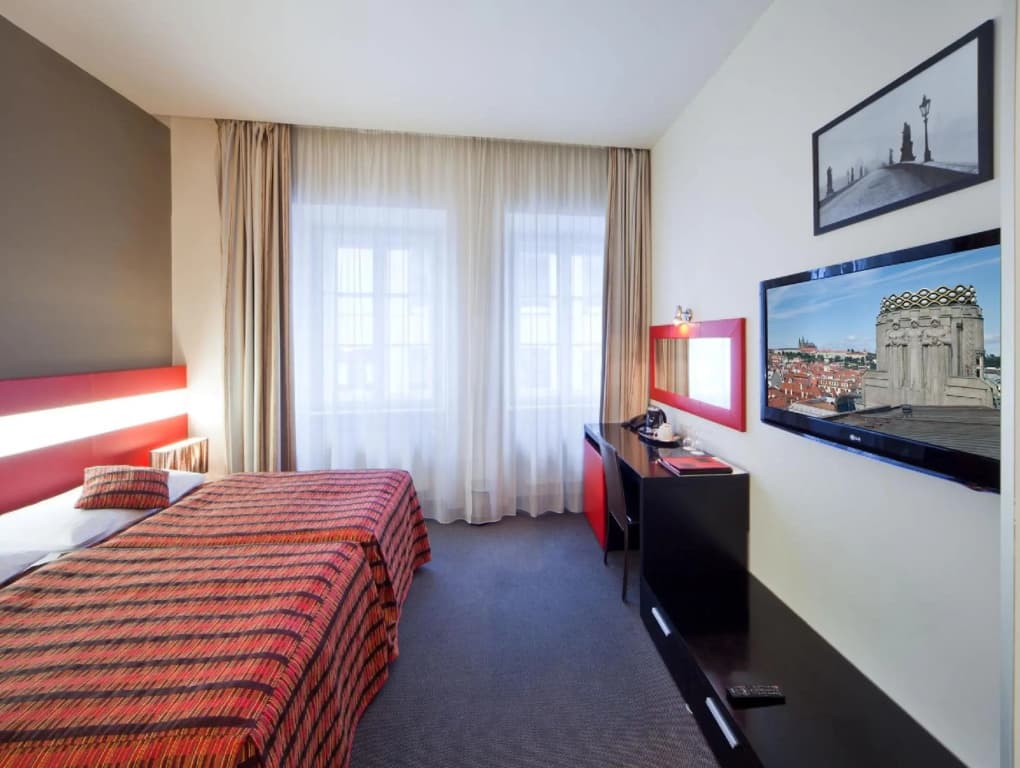 Hotel Prague Inn - photo 4