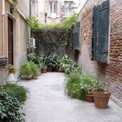 Nouvelle Vague Apartment - main photo