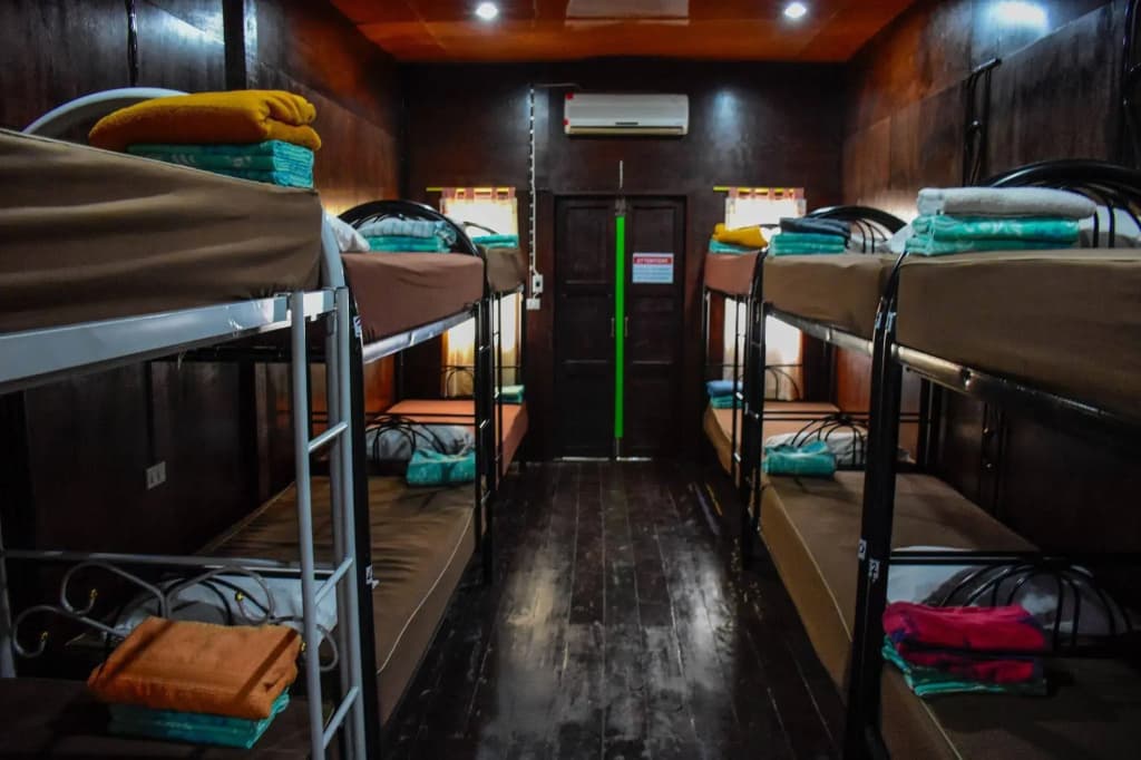 Love Station Hostel - photo 16