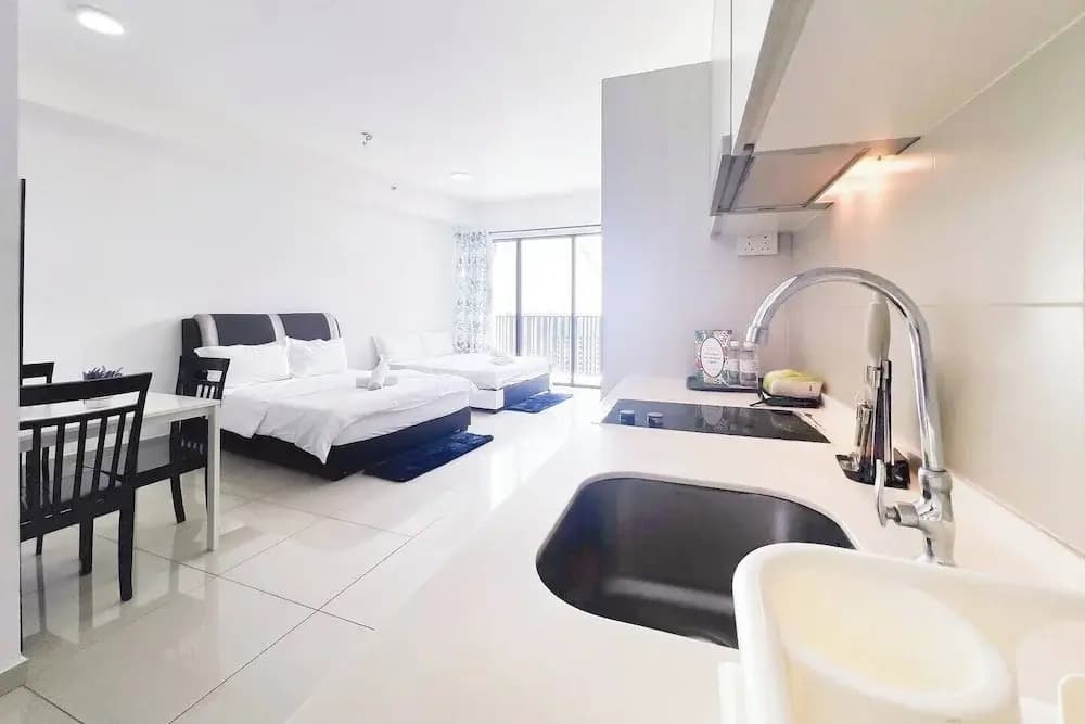 ICity Luxury Condo by Smarthome - photo 9
